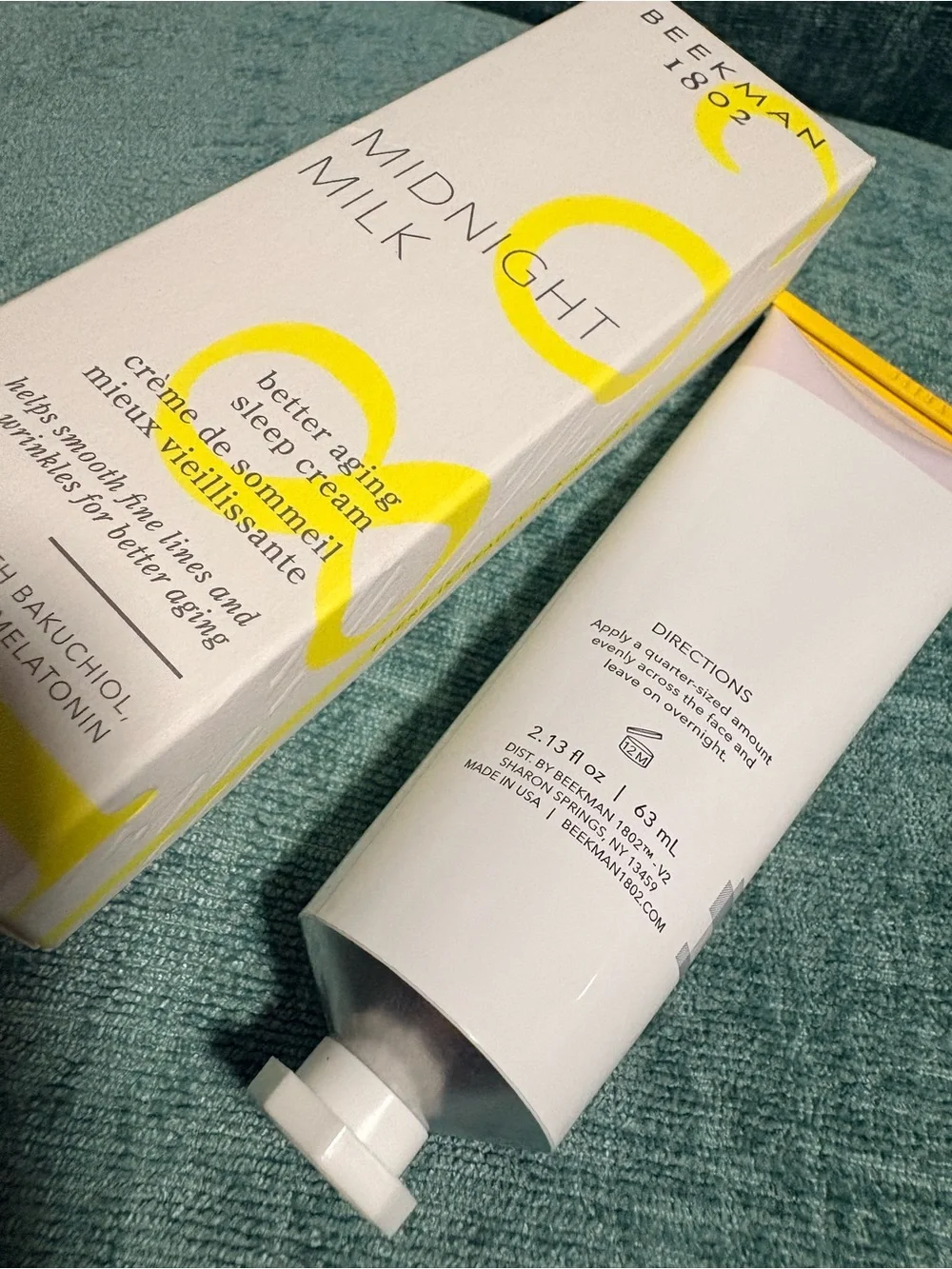Beekman 1802 Midnight Milk Sleep Mask - White & Yellow